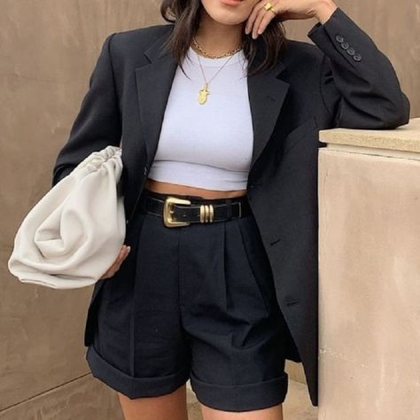 Urban Street Fashion, Minimal Stil, Looks Black, Minimal Chic, Mode Inspo, Looks Chic, 가을 패션, Outfits Casual, Looks Style