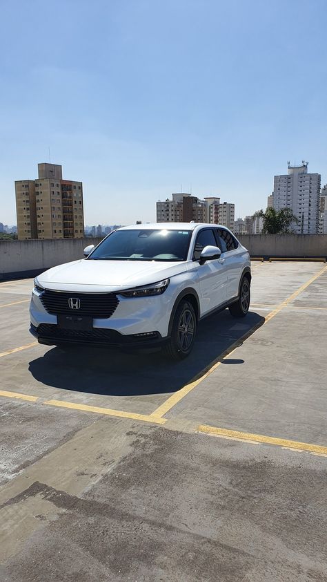 Honda Hrv 2023 White, Honda Hrv Aesthetic, Honda Hrv 2024, Honda Crv Aesthetic, 2023 Honda Hrv, Honda Hrv Interior, White Suv, Honda Hrv, Girly Car