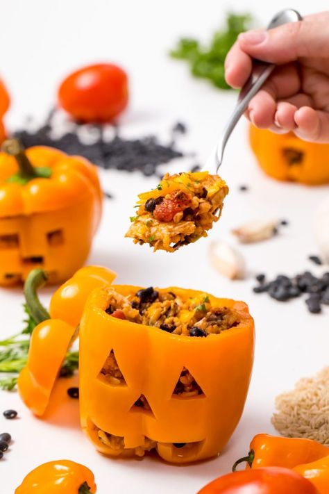 13 Healthy Halloween Themed Dinner Ideas - Super Healthy Kids Themed Dinners Ideas, Halloween Dinner Ideas, Stuffed Peppers With Rice, Healthy Halloween Food, Halloween Food Dinner, Halloween Themed Food, Halloween Dishes, Themed Dinner, Hallowen Ideas