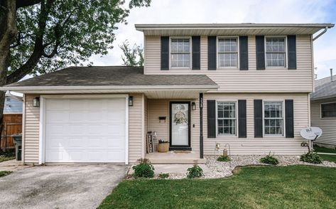 Light Beige Siding With Black Shutters, Beige Siding Black Shutters, Tan House With Shutters, Tan Siding Black Shutters, Beige House Black Shutters, Tan House With Black Shutters, Tan House Black Shutters, Tan Siding, Tan House