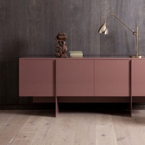 The HG Server in high gloss finish is the stuff that entrance foyers dream of. Low-slung and lacquered in a palette of luscious colours, the HG is a true Tonic classic.

#foyers #sideboard #interiordesign #interiordecor #furnituredesign #furnitureideas #interiorstyling #australianfurniture #australianhomes #architecture #credenza Credenza Foyer, African Interior, Entrance Foyer, Iconic Furniture, Best Architects, The Local Project, Storage Design, Australian Homes, Tv Wall