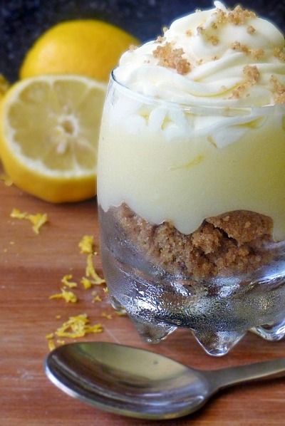 Lemon Curd Parfaits are the perfect messy dessert idea to try this weekend! Lemon Parfait, Cookie Dough Cupcakes, Butter Shortbread, Parfait Recipe, Fresh Squeezed Lemonade, Shortbread Recipe, Frosé, Mascarpone Cheese, Pudding Desserts