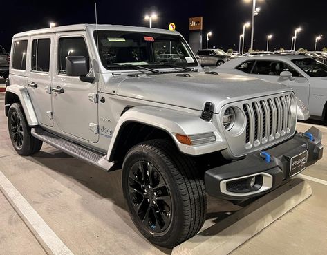 Jeep Wrangler Unlimited JL Sahara 4XE Jeep Sahara, Jeep Things, Cars Jeep, Wrangler Sahara, Jeep Wrangler Sahara, Luxury Family, Dream Cars Jeep, Wrangler Unlimited, Jeep Wrangler Unlimited