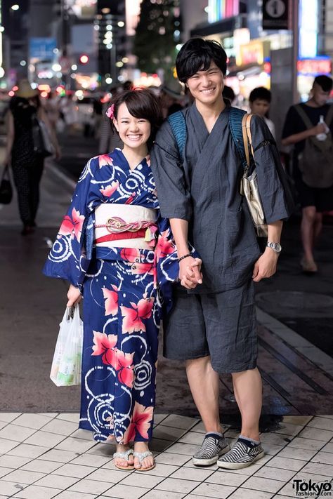 Yukata Women, Look Kimono, Japanese Fashion Women, Japanese Traditional Clothes, Japanese Yukata, Japanese Traditional Clothing, Harajuku Japan, Fireworks Festival, Modern Kimono