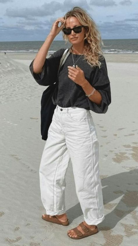 Anouk Yve, Dope Style, Oversize Outfit, White Pants Outfit, Barrel Jeans, Casual Knitwear, Best Company, Mum Fashion, Salty Hair