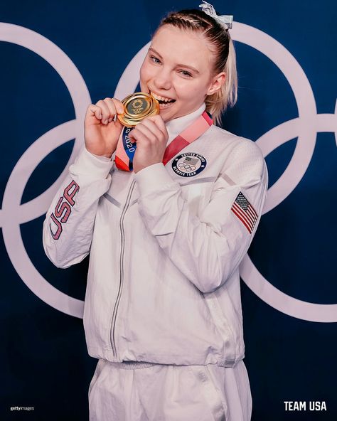 Jade Carey, Gold Medalist for Team USA in gymnastics, 2021 Tokyo Summer Olympics Jade Carey, Tokyo Summer, Gymnastics Poses, Gymnastics Team, Usa Gymnastics, Us Olympics, Gymnastics Pictures, 2020 Olympics, Olympic Gymnastics