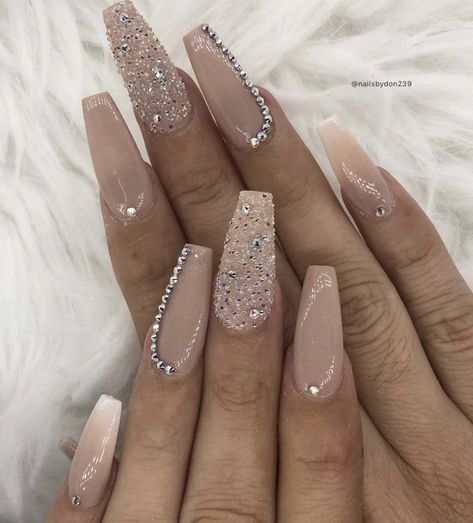 50 Th Birthday Nails, Nude Coffin Nail Designs, Nude Glitter Acrylic Nails, Champagne Wedding Nails, Champagne Nail Designs, Tan Nail Designs, Joker Nails, Beyonce Concert, Champagne Nails