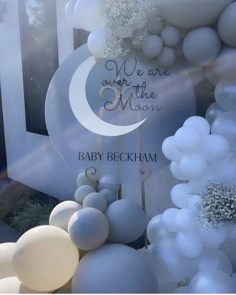 To The Moon And Back Centerpieces, Classy Boy Baby Shower Ideas, Baby Gender Reveal Party Decorations, Baby Shower Theme Decorations, Baby Shower Deco, Moon Baby Shower, Moon Baby, Gender Reveal Party Decorations, Baby Gender Reveal Party