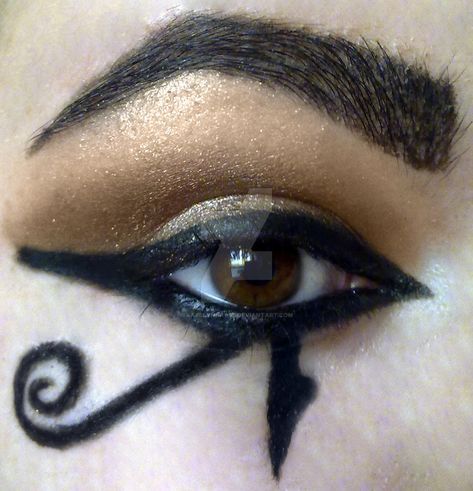 this look was requested by jowidropkick hope you like it watch me if you do thanks Eye Of Rah, Egyptian Make Up, Ideas Disfraz, Cleopatra Makeup, Egyptian Party, Egyptian Makeup, Heal Thyself, Egyptian Eye, Eye Of Ra