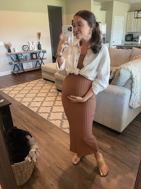 Maternity Capsule Wardrobe, Prego Outfits, Summer Pregnancy Outfits, Spring Maternity Outfits, Fall Maternity Outfits, Casual Maternity Outfits, Maternity Work Clothes, Maternity Clothes Summer, Trendy Maternity Outfits