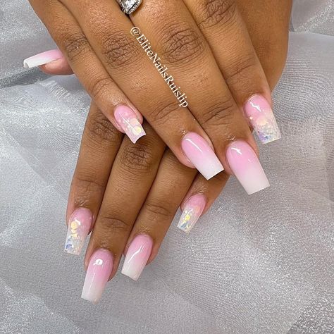 Pink and white french ombre on coffin nails - Add some glitter to your french ombre manicure. Beautiful gradient nails with french tips and sparkles that you will love Dip Powder Nails French Tip Color Ombre, Powder Nails French Tip, Dip Powder Nails French, French Tip Ombre Nails, Chrome Coffin, French Ombre Nails, Ombre French Nails, Ombre French Tips, Ombre Coffin