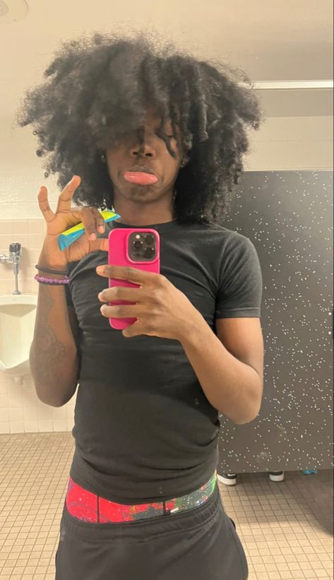 Hair Twists Black, Black Dreads, Cute Dreads, Dreadlock Hairstyles For Men, Dark Skin Boys, Dark Skin Men, Black Men Hairstyles, Boys With Curly Hair, Cute Black Guys