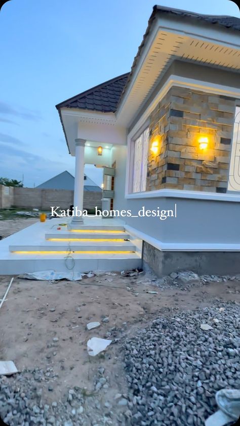 @katiba_the_great_magypsum @katiba_the_great_magypsum #nyumbanifinishing #kazinzuri #0756674540 | Instagram Tanzania House Design, House Colour, Bungalow Style House, Bungalow Style House Plans, Best Modern House Design, Wallpaper Photography, Bungalow Homes, Building House Plans Designs, Building Plans House