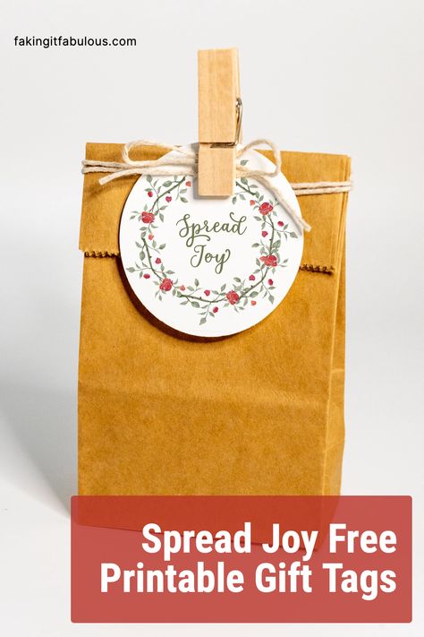 Free Printable Spread Joy Gift Tags for Jam or Any Fun Food Spread Spread Joy Gift Ideas, Rs Gifts, Free Printable Christmas Gift Tags, Christmas Gift Tags Free, Holiday Gift Tags Printable, Christmas Tree Gift Tags, Merry Christmas Tags, Faking It, Merry Christmas Gift Tags