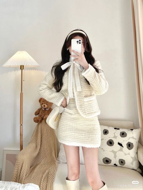 Rich Girl Outfit, Rich Girl Outfits, Rich Outfits, Cute Korean Fashion, Outfit Everyday, Kawaii Fashion Outfits, Classy Style, Winter Dress, Kpop Fashion Outfits