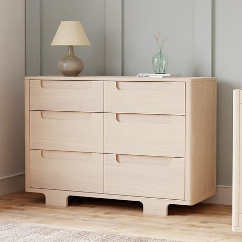 This dresser marries form and function with playful arched feet, gently curved corners and plenty of storage with 6 spacious drawers. Whether you're going for a classic, modern, or eclectic look, this versatile dresser is a perfect statement piece in the nursery. Babyletto Yuzu, Baby Changing Tables, Glider Rocker, Stylish Nursery, Kids Dressers, Dresser Sets, Nursery Inspo, Toddler Furniture, 50 Pounds