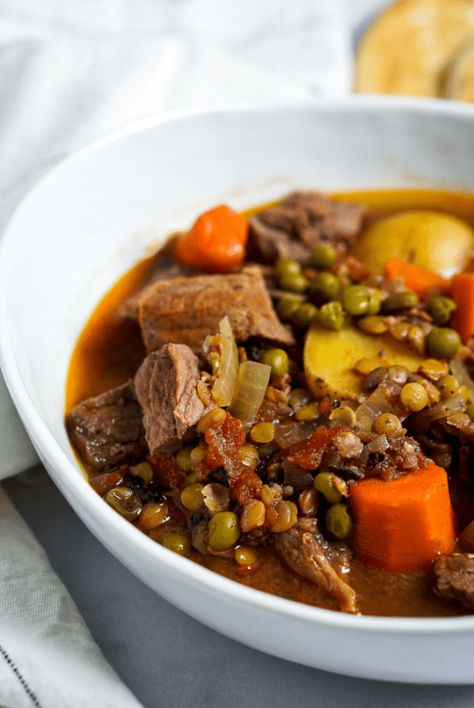 Beef and lentil stew piled high in a white bowl. Slow Cooker High Protein, Beef And Lentil Stew, Beef Lentil Stew, Beef Lentil Soup, Oh Snap Macros, Beef And Lentil, Lentil Stew Recipes, Red Meat Recipes, Healthy Beef