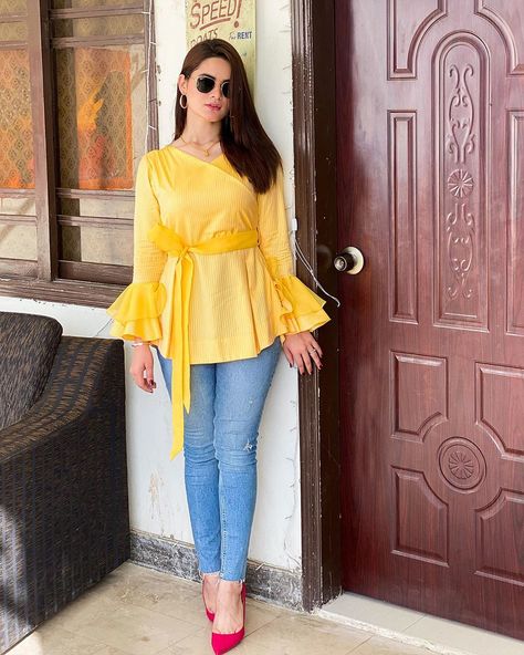 Minal Khan on Instagram: “Marguerita out now❤️ @aimanminalcloset” Kurti Designs Latest With Jeans, Girls Kurti Design, Kurti Design Ideas, Stylish Jeans Top, Beautiful Dps, Latest Kurti Designs, Kurti Neck Design, Short Kurti Designs, Trendy Kurti