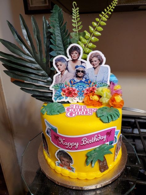 Golden Girls Birthday Cake, Girls Cake, Valentine Sugar Cookies, Special Cakes, The Golden Girls, Stay Golden, Betty White, Girl Cake, Special Cake