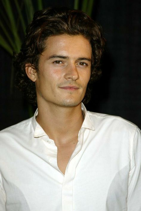 Orlando Bloom Young, Hobbit Legolas, Orlando Bloom Legolas, Orlando Bloom, Take My Breath, Legolas, Cherry Bomb, British Actors, Cute Actors