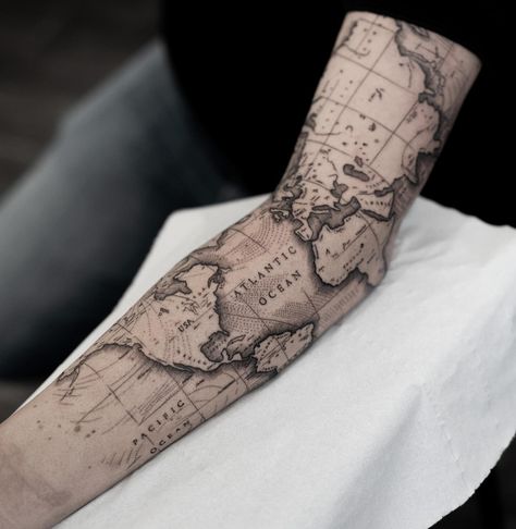 To Top in 3 Years: Julien Rimbaud Reveals His Secrets! | iNKPPL Map Design Tattoo, Map Back Tattoo, Map Tattoos Men, Enjoy Life Tattoo Ideas, Feminine Nautical Tattoo, World Map Tattoo Sleeve, Travel Themed Tattoos, World Map Tattoo Design, Map Tattoo Sleeve