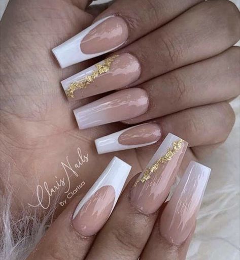 Gold Flake Nails, White And Gold Nails, Turtle Nail Art, Really Long Nails, Turtle Nails, Bee Nails, New Years Eve Nails, Nail Looks, Gold Flake