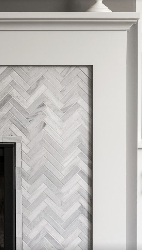 Herringbone Tiled Fireplace, Brick Herringbone Fireplace, White Herringbone Fireplace, Fireplace Tile Ideas Modern, Patterned Tile Fireplace, Herringbone Fireplace Surround, Herringbone Tile Fireplace, Herringbone Fireplace, Insert Fireplace