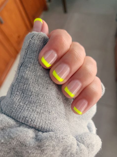 Neon Yellow French Tip Gel Nails Colored French Tip Gel Nails, Neon Yellow Pedicure, Neon Micro French Nails, Neon Tips Short Nails, Yellow Tips, French Tip Nails Neon, Neon French Tip Nails Short, Gel Nails Neon, French Neon Nails