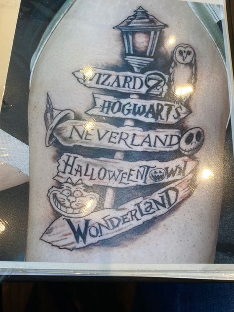 Halloweentown Tattoo Ideas, Halloweentown Tattoo, Artsy Tattoos, Halloween Town, Art Canvas, Hogwarts, Tatting, Tattoo Ideas, Canvas Art