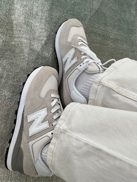 Back To School Sneakers, Nb 574, Balance Outfit, School Sneakers, School Shoe, New Balance Outfit, New Balance Womens, Back To School Shoes, Pretty Shoes Sneakers