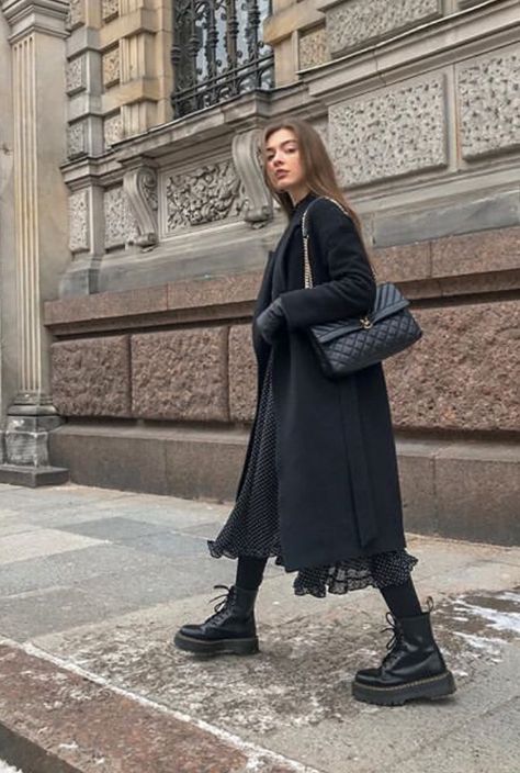 Classy Dr Martens Outfit, Black Dress And Dr Martens Outfit, Black Martens Outfit, Black Layers Outfit, Dr Martens Black Outfit, Dr Martens Outfit Winter Dresses, Dr Martens Outfit Dress, Black Dr Martens Outfit, Dr Martens Winter Outfit