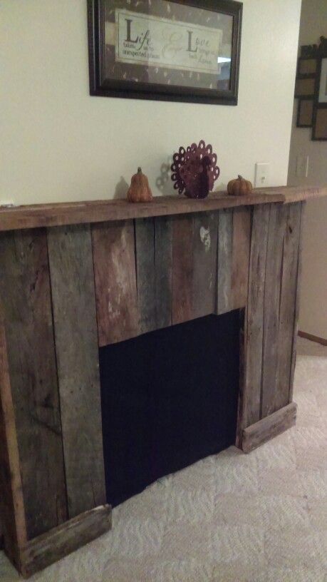 Pallet fireplace Faux Fireplace Mantels Diy, Fake Fireplace Diy, Pallet Fireplace, Faux Fireplace Mantels, Fake Fireplace, Faux Fireplace Diy, Faux Fireplace, Pallet Crafts, Diy Fireplace