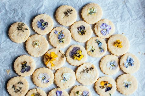 Flower Shortbread Cookies, Flower Shortbread, Bake Something, Tasty Tuesday, Bridal Shower Cookies, Spring Cookies, Lemon Cookies, Silicone Baking Mat, Baking Mat