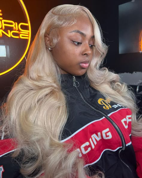 Frontal Wig Hairstyles, Blonde Lace Front Wigs, Wig Ideas, Birthday Hair, Ash Blonde Hair, Front Lace Wigs, Frontal Hairstyles, Pretty Hair Color, Dope Hairstyles