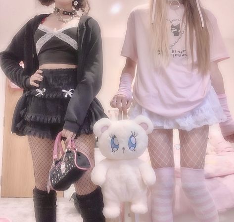 #aesthetic #jfashion #lolita #kawaiicore #pinkcore #softcore #sanrio #outfits #alternative #goth Mode Harajuku, Pastel Goth Outfits, 일본 패션, Pastel Goth Fashion, Alt Outfits, Aesthetic Grunge Outfit, Kawaii Fashion Outfits, Grunge Goth, Swaggy Outfits