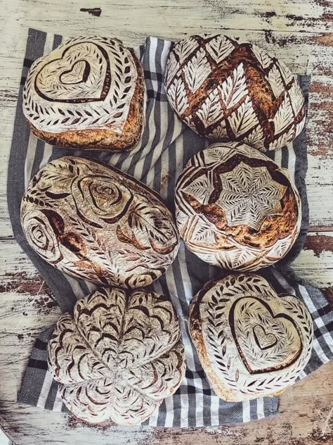 Sourdough Bread Scoring, Bread Scoring Patterns, Scoring Patterns, Sourdough Scoring, Bread Design, Bread Scoring, Bread Designs, Homemade Sourdough Bread, Artisan Bread Recipes