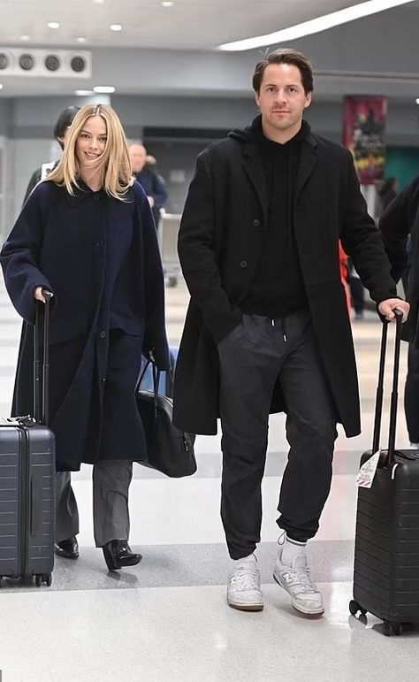 Margot Robbie and husband Tom Ackerley Margot Robbie And Husband, Margot Robbie And Tom Ackley, Margot Robbie Wedding, Margot Robbie Tom Ackerley, Tom Ackerley, Margot Robbie Style, James Phelps, Spencer Reid, Margot Robbie