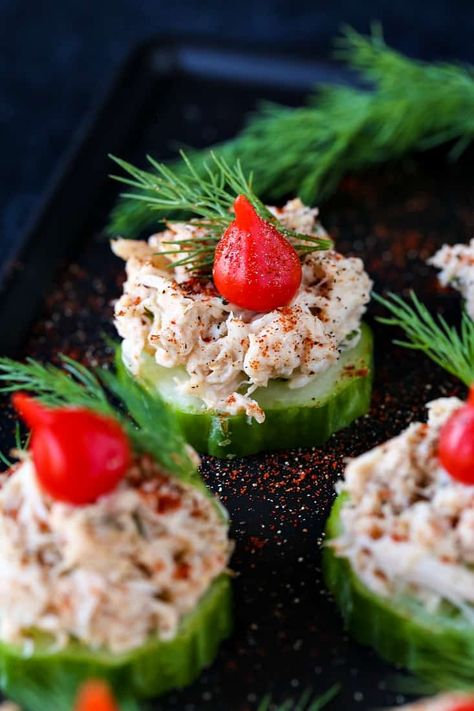 Crab Salad Appetizers | Low Carb Party Appetizer Idea Easy Party Finger Food, Finger Foods Easy Party, Salad Low Carb, Party Finger Food, Bacon Wrapped Appetizers, Cucumber Appetizers, Crab Appetizer, Crab Salad Recipe, Christmas Appetizers Easy