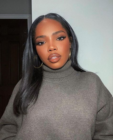 Ryan Destiny Makeup, 2000s Makeup Looks, Ryan Destiny, 90s Makeup Look, Foundation Stick, Makeup For Black Skin, Cream Face, Black Women Makeup, Natural Glam