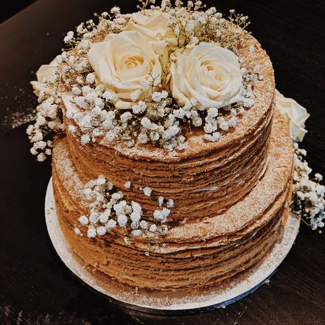 Decorated with roses and baby’s breath Napoleon Dessert, Napoleon Cake, Decorating Cakes, Baby S Breath, Wedding Desserts, Wedding Cake, Wedding Cakes, Cake Decorating, Roses