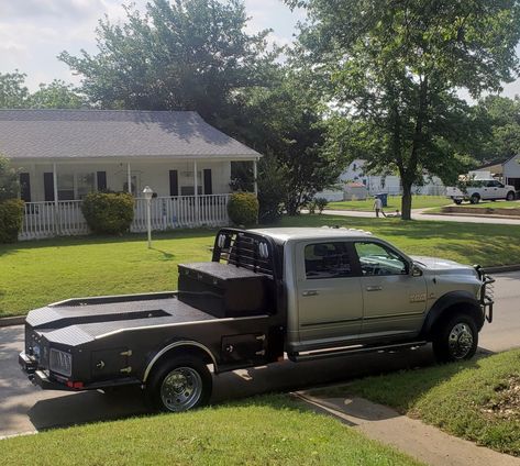 2018, Dodge, Ram, Dually, Laramie Edition, 5500, with a CM Bed Service Body. Ram 3500 Dually Flatbed, Dodge Ram Dually, Ram Dually, Dodge Dually, Custom Flatbed, Beyblade Toys, Dodge 3500, Custom Truck Beds, Cummins Trucks