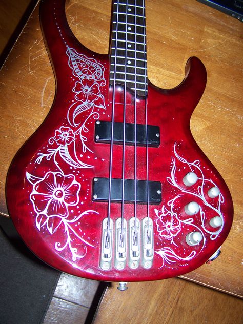 Silver henna style paint job on my bass guitar. Paint On Guitar, Painted Bass Guitar, Cool Bass Guitars Designs, Hello Kitty Bass Guitar, Painting Bass Guitar, Cool Bass Guitar Designs, Guitar Custom Paint, Electric Guitar Custom Paint, Hand Painted Electric Guitar