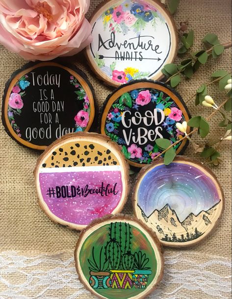 Painting Wood Coasters Ideas, Costers Diy Wooden Painting, Coasters Diy Wooden Painted, Wood Coasters Painted, Acrylic Painting Coasters, Painting Wooden Coasters, Wooden Slice Art, Painted Wooden Coaster Ideas, Wood Coaster Painting