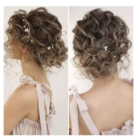 Curly Hair Updo Wedding, Naturally Curly Updo, Naturally Curly Hair Updo, Crown Quince, Curly Bridal Hair, Curly Hair Up, Hair Quince, Hairstyles With Crown, Quince Hairstyles With Crown