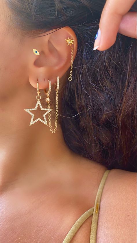 Ear Dressing, Gold Earring Stack, Earlobe Piercings, Multi Earrings, Earring Stack, Pretty Ear Piercings, Cool Piercings, Stacked Earrings, Luxe Jewelry