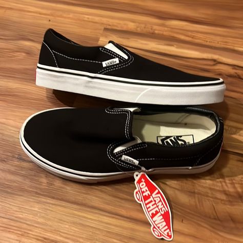 New Vans Classic Slip-On Shoe Black Sneaker Men's Sz 7 Women’s 8.5 New Vans, Men's Vans, Shoe Black, Vans Black, Vans Classic Slip On, Mens Vans, Vans Classic, Womens Vans, Black Sneaker