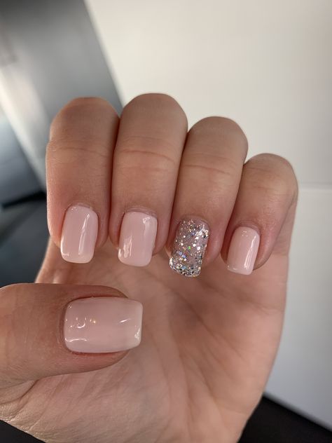 Light pink with silver accent gel nails #gel #pink #pretty Blush Pink And Silver Nails, Nails With Silver Accent, Silver Acrylic Nails, Light Pink Nail Designs, Bruh Girl, Grad Nails, Gel Nail Light, Pink Summer Nails, Silver Nail Designs