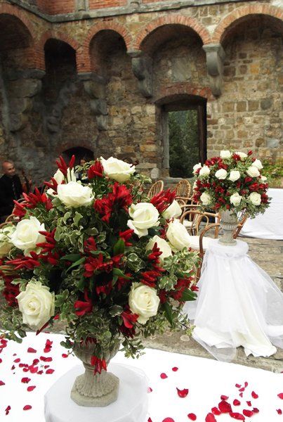 Classic Romantic Red White Decor Destination Europe Greenery Historic Site Outdoor Reception Rose Summer Wedding Flowers Photos & Pictures - WeddingWire.com Red White Decor, Catering Decor, Wedding Flowers White, Summer Wedding Flowers, Church Wedding Flowers, Red And White Weddings, Red Wedding Flowers, White Decoration, Beach Wedding Flowers