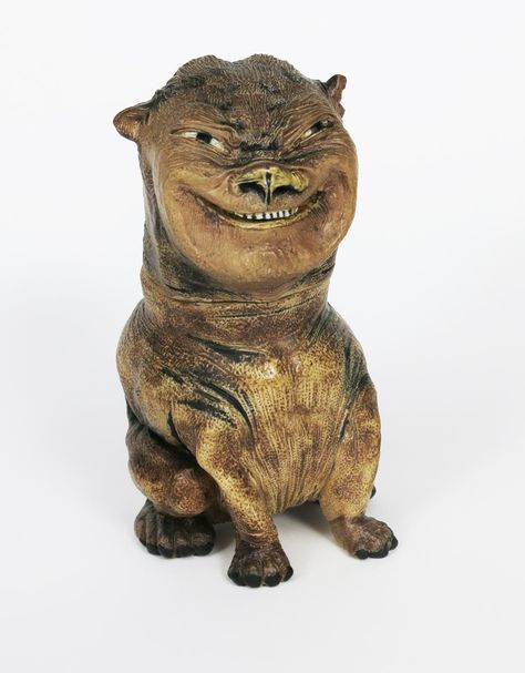 Lot 12 - A unique Martin Brothers stoneware grotesque dog jar and cover by Robert Wallace Martin, dated 1884, Martin Brothers Pottery, Renee Mackintosh, Martin Brothers, Sculpture Inspiration, Face Jugs, Pottery Stoneware, Sculptures Céramiques, Antique Pottery, English Design