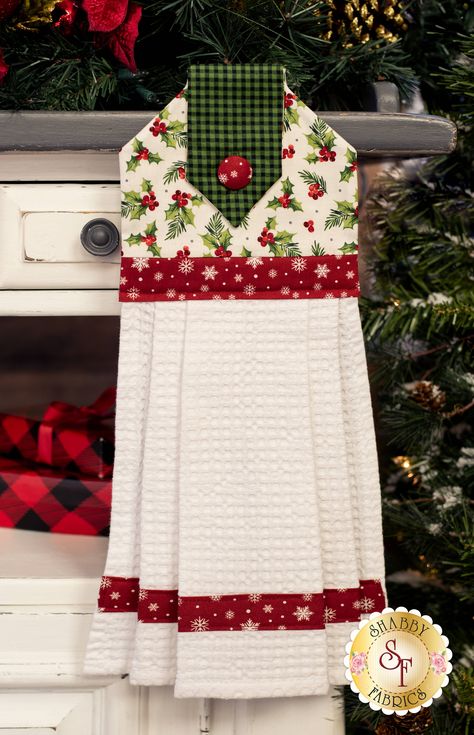 Hand Towels Diy, Kitchen Towels Diy, Christmas Kitchen Decor Ideas, Dish Towel Crafts, Kitchen Towels Crafts, Kitchen Towels Hanging, Tea Towels Diy, Picnic Quilt, Diy Towels